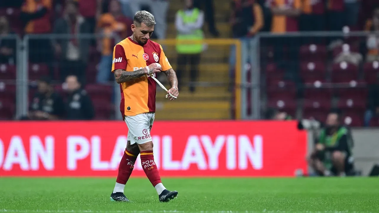 Lucas Torreira Fenerbahçe derbisinde oynayacak mı? Kırmızı kartın ardından gözler TFF’nin kararında