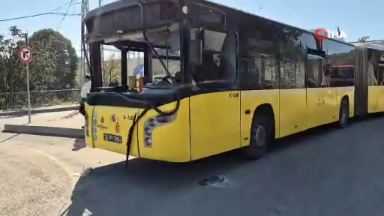 Sultangazi'de İETT kazası! Kontrolden çıkıp duvara çarptı: 4 yaralı 