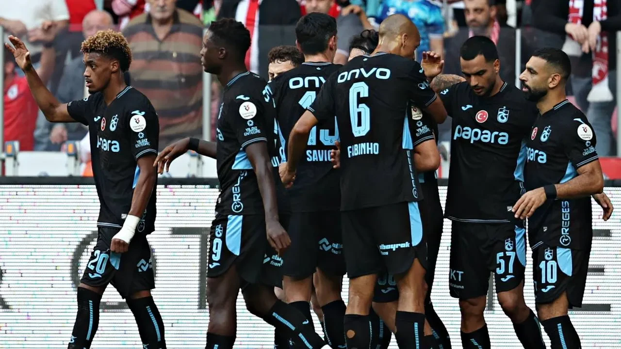 Trabzonspor ilk yarıda fişi çekti! Bordo-mavililer, Samsunspor deplasmanında kazandı