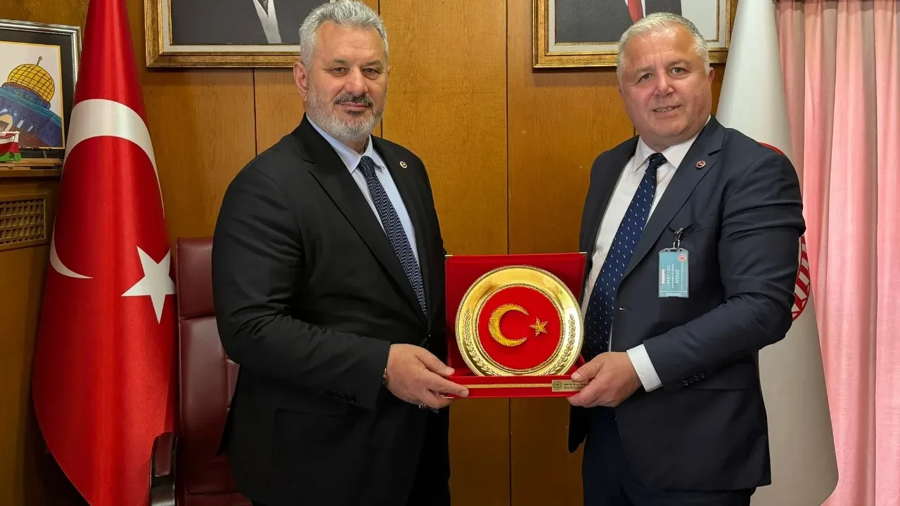 YENİ Parti'de istifa: Giresun Belediye Başkan Vekili bağımsızlara katıldı
