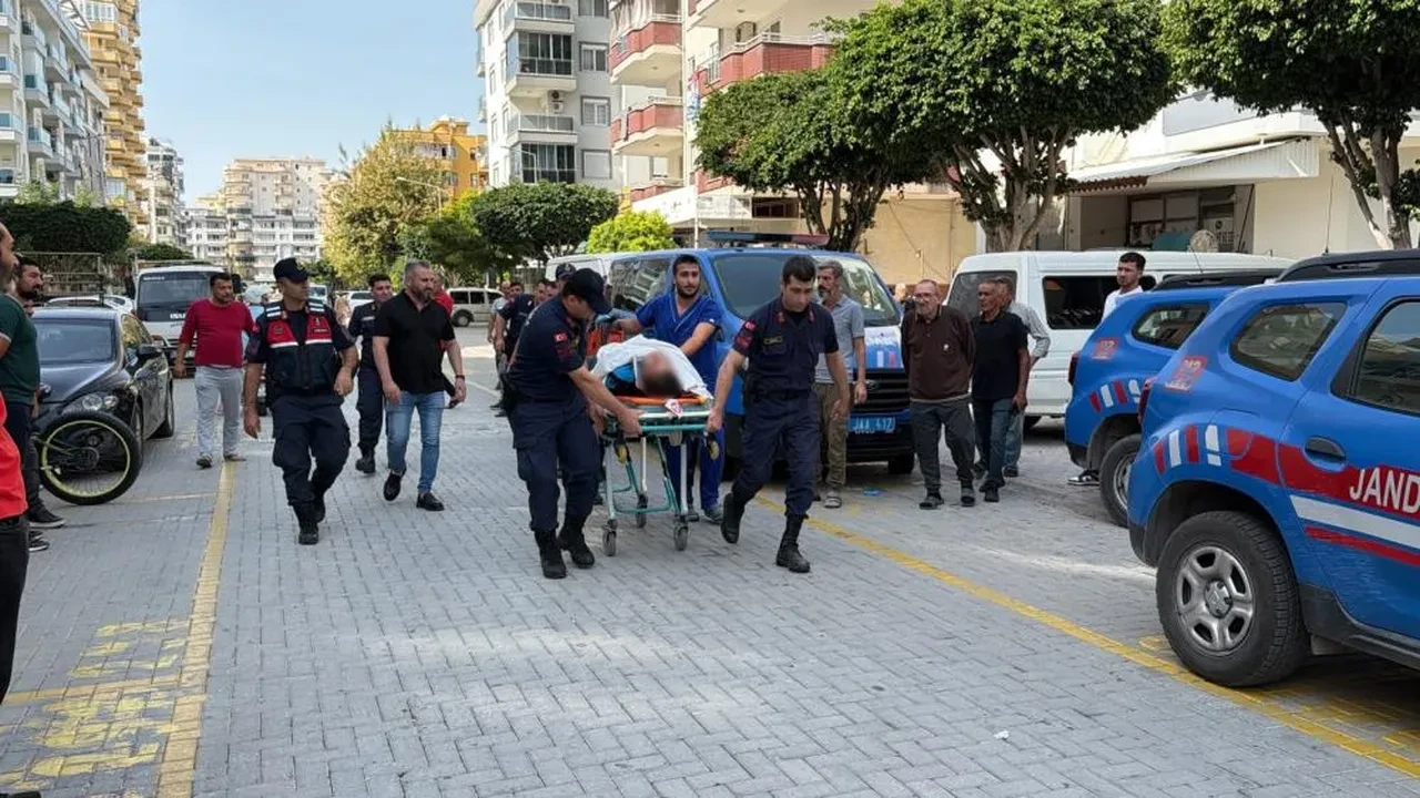 Alanya'da dehşet: Kız kardeşini balkondan aşağı atıp intihar etti