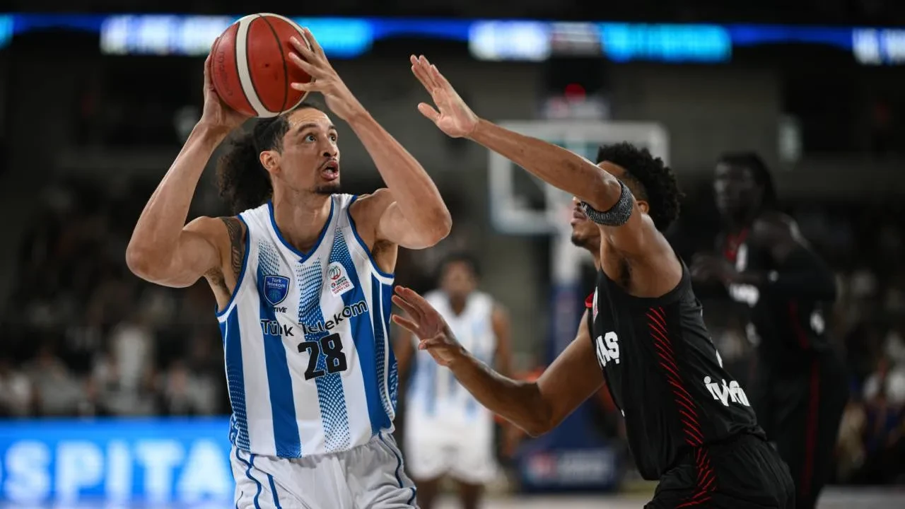 Beşiktaş, Türk Telekom'a farklı kaybetti! Siyah-beyazlılar, 88-63 yenildi