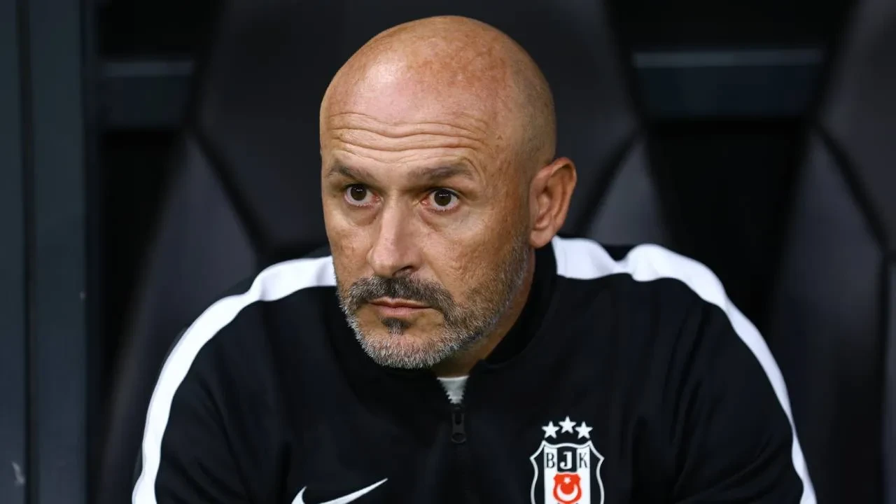 Beşiktaş'ta Italiano'dan hakem sözleri! "Şaşırarak izliyorum, anlayamıyorum"