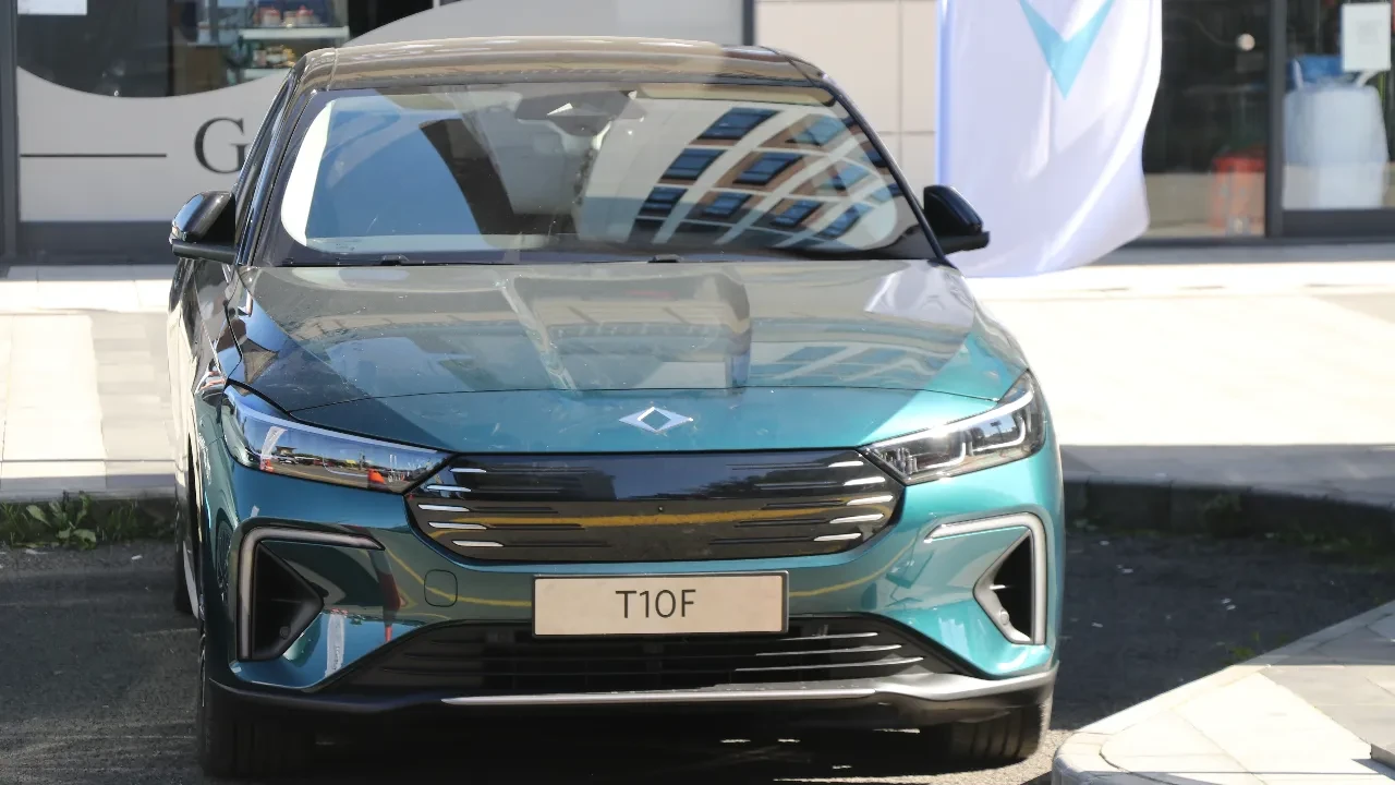 İlhamını yaylanın renginden aldı: Togg T10F Ayder rengiyle Rize’de görücüye çıktı