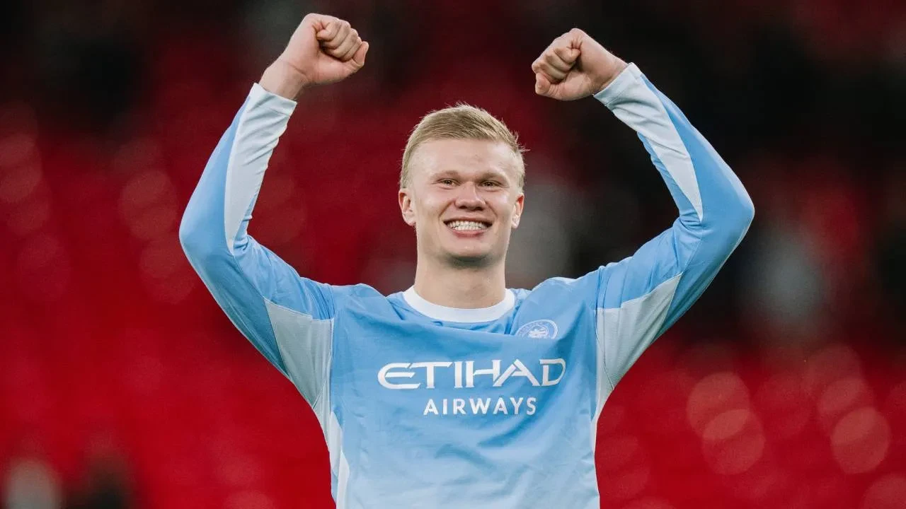 Manchester City, Liverpool'u 3-0 devirdi! Haaland, Doku ve Cherki galibiyeti getirdi