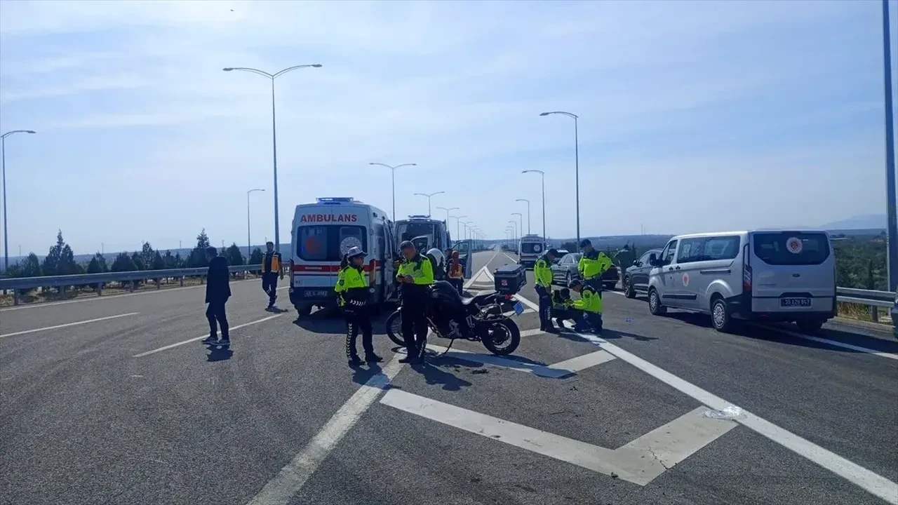 Manisa tur otobüsü kazasında kaç ölü, yaralı var? Akhisar'da otobüs çekici ile çarpıştı