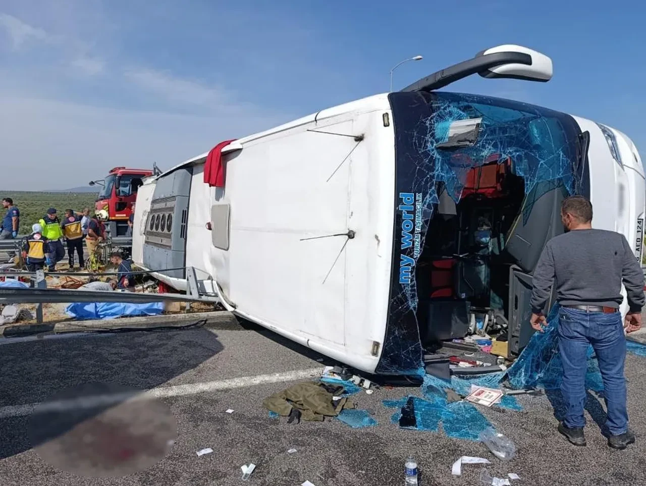 Manisa'da 11 kişinin can verdiği kazanın görüntüleri çıktı! Otobüs şoförünün hatası felaketi getirmiş