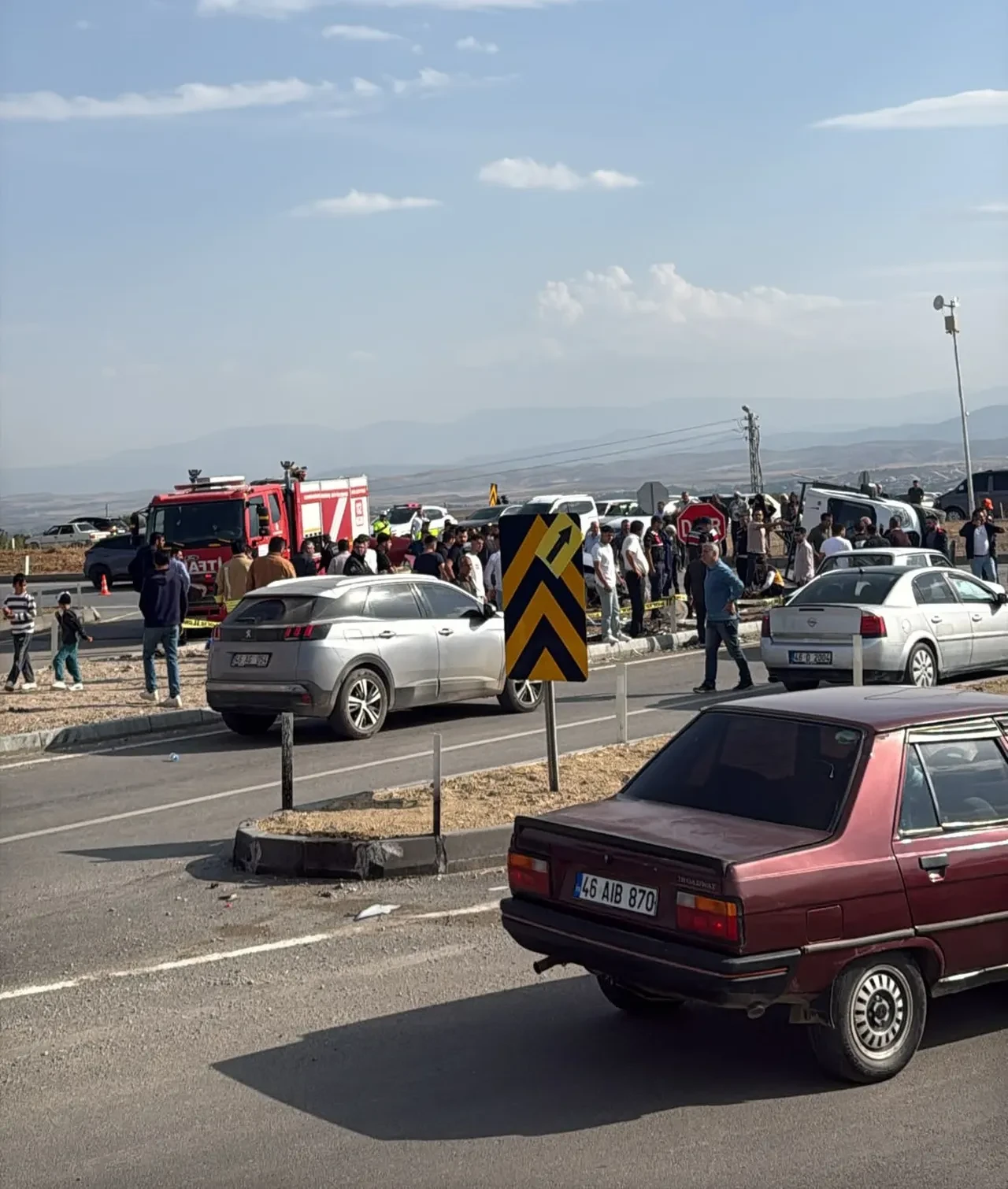 MHP konvoyunda kaza: 1 kişi hayatını kaybetti, milletvekili dahil 4 kişi yaralandı