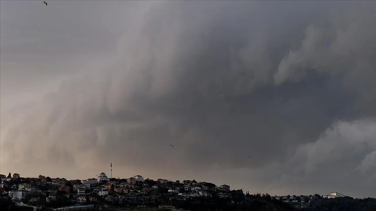 12 Ekim 2026 hava durumu | Meteoroloji saat vererek uyardı: Kuvvetli yağış geliyor, sıcaklıklar 4-6 derece düşecek