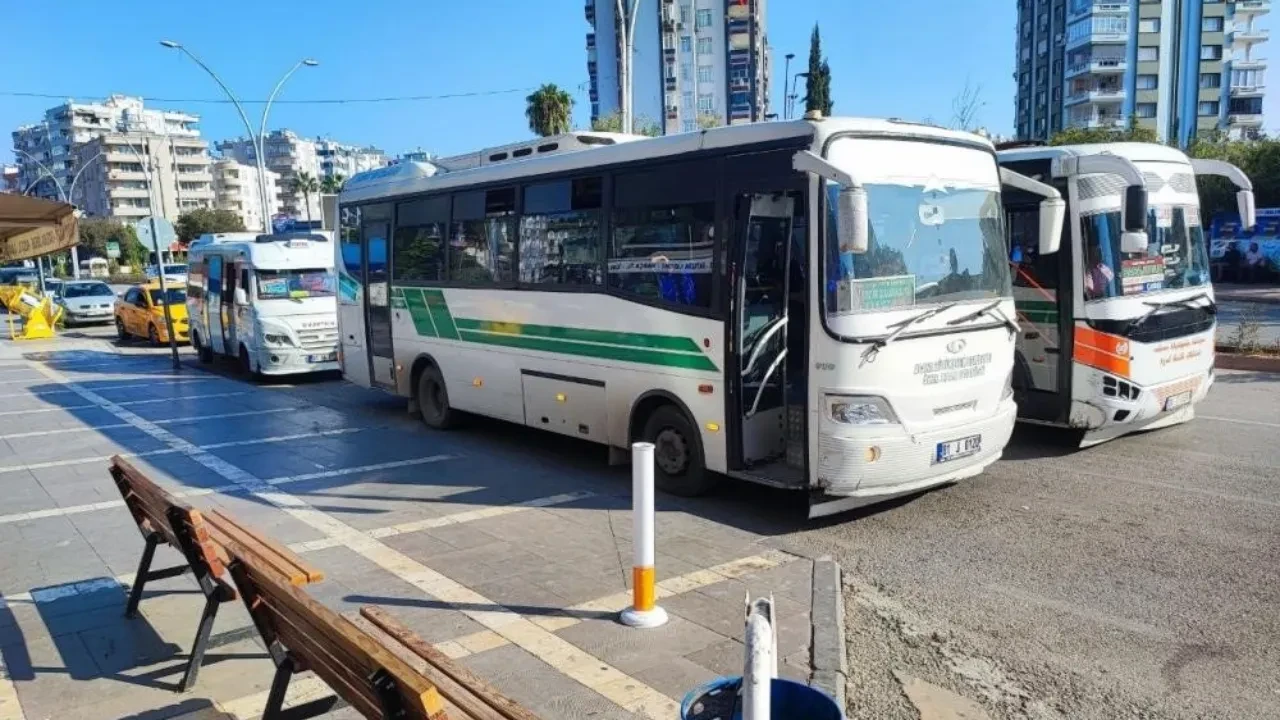 Adana'da ulaşıma zam: Dolmuş ve halk otobüsü ücretleri arttı