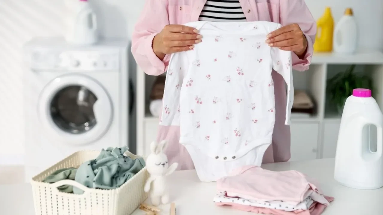 Bebek çamaşır deterjanı evde nasıl yapılır? Bebek sağlığı için en iyi doğal deterjan karışımı 