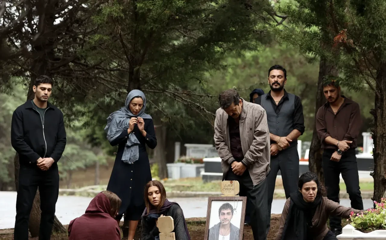 Bugün Altı Üstü İstanbul var mı, yeni bölüm yayınlanacak mı? Altı Üstü İstanbul 16 bölüm bu akşam var mı?