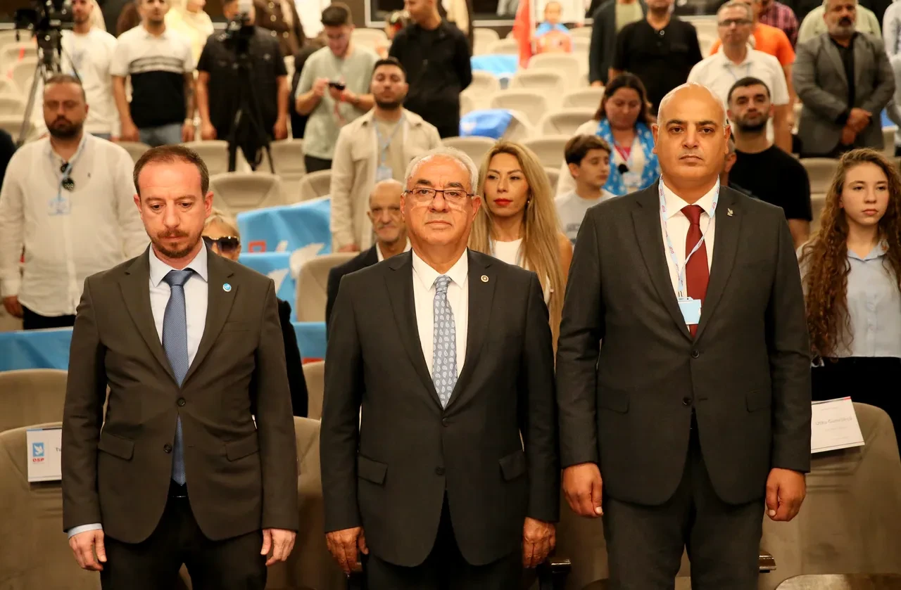 DSP lideri Önder Aksakal'dan Özgür Özel'in 'hain' çıkışına sert tepki