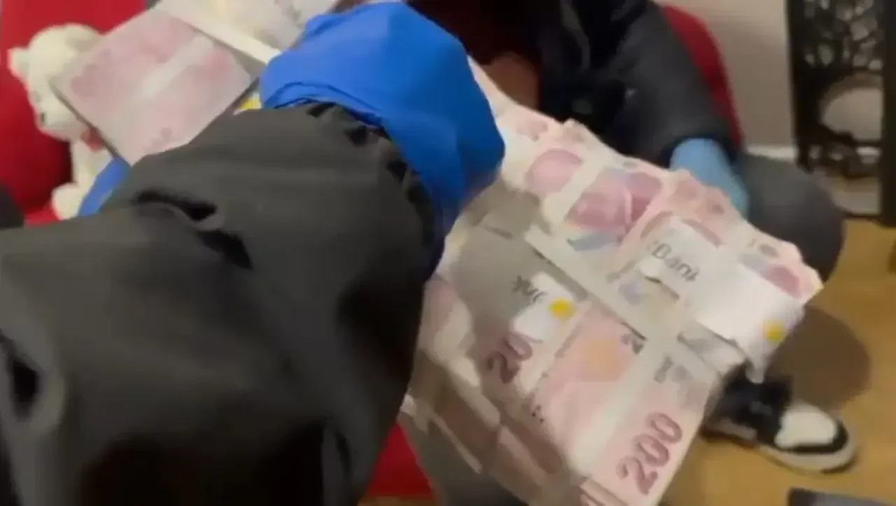 Ekrem İmamoğlu davasından bir itiraf daha: Sahte faturadan gelen paralar bavullarla taşındı