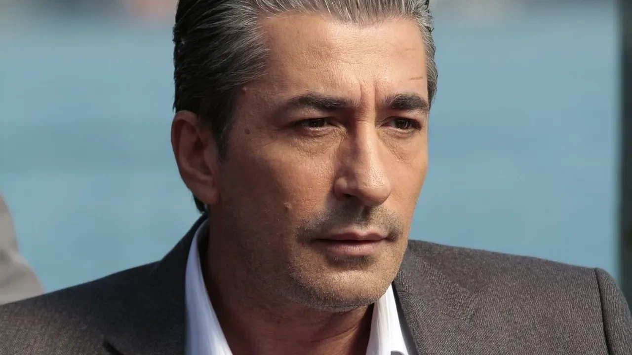 Hülya Avşar’ın yürüyüş videosuna Erken Petekkaya’dan dikkat çeken benzetme! Sözleri sosyal medyayı yıktı geçti