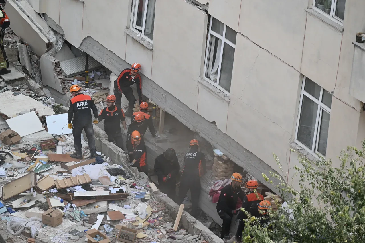 Maltepe’de çöken binayla ilgili Valilik ve Bakanlıktan ortak açıklama: Acil yardım aktarılacak, 1 yılda yeni konutlar teslim edilecek