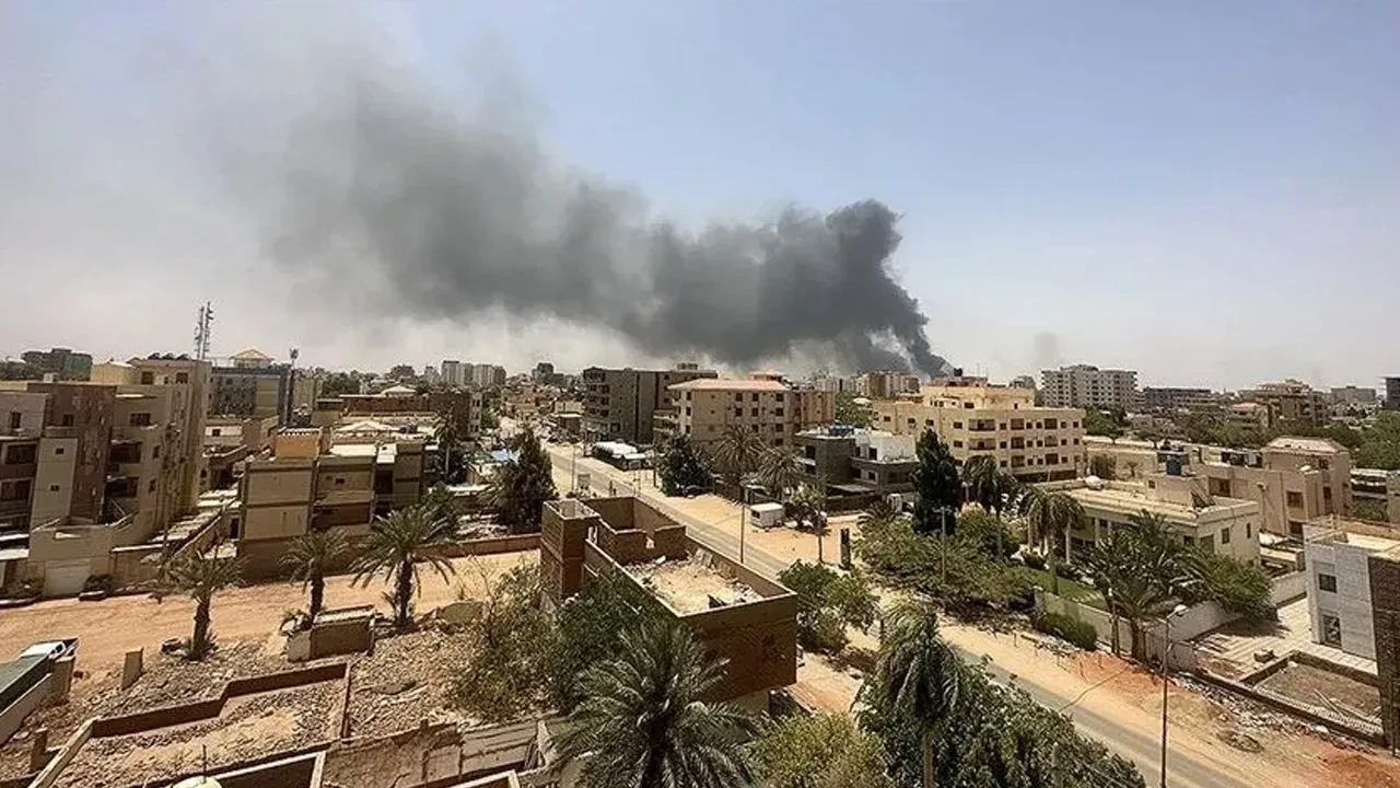 Mısır Sudan'daki altın madenine hava saldırısı düzenledi iddiası: 72 madenci hayatını kaybetti
