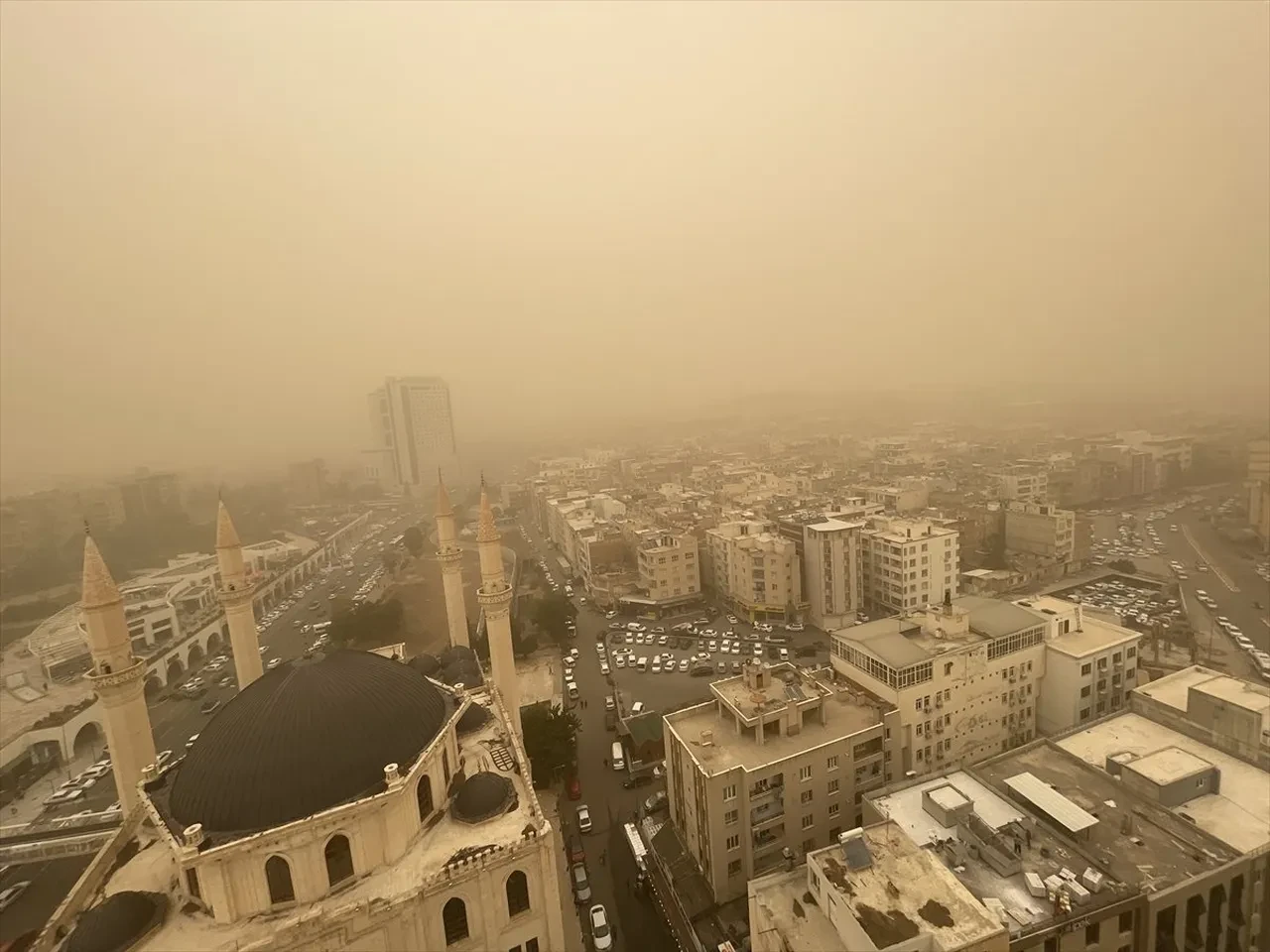13 Ekim 2026 hava durumu | Meteoroloji’den çok sayıda il için uyarı: Hem kuvvetli yağış, hem toz taşınımı yaşanacak