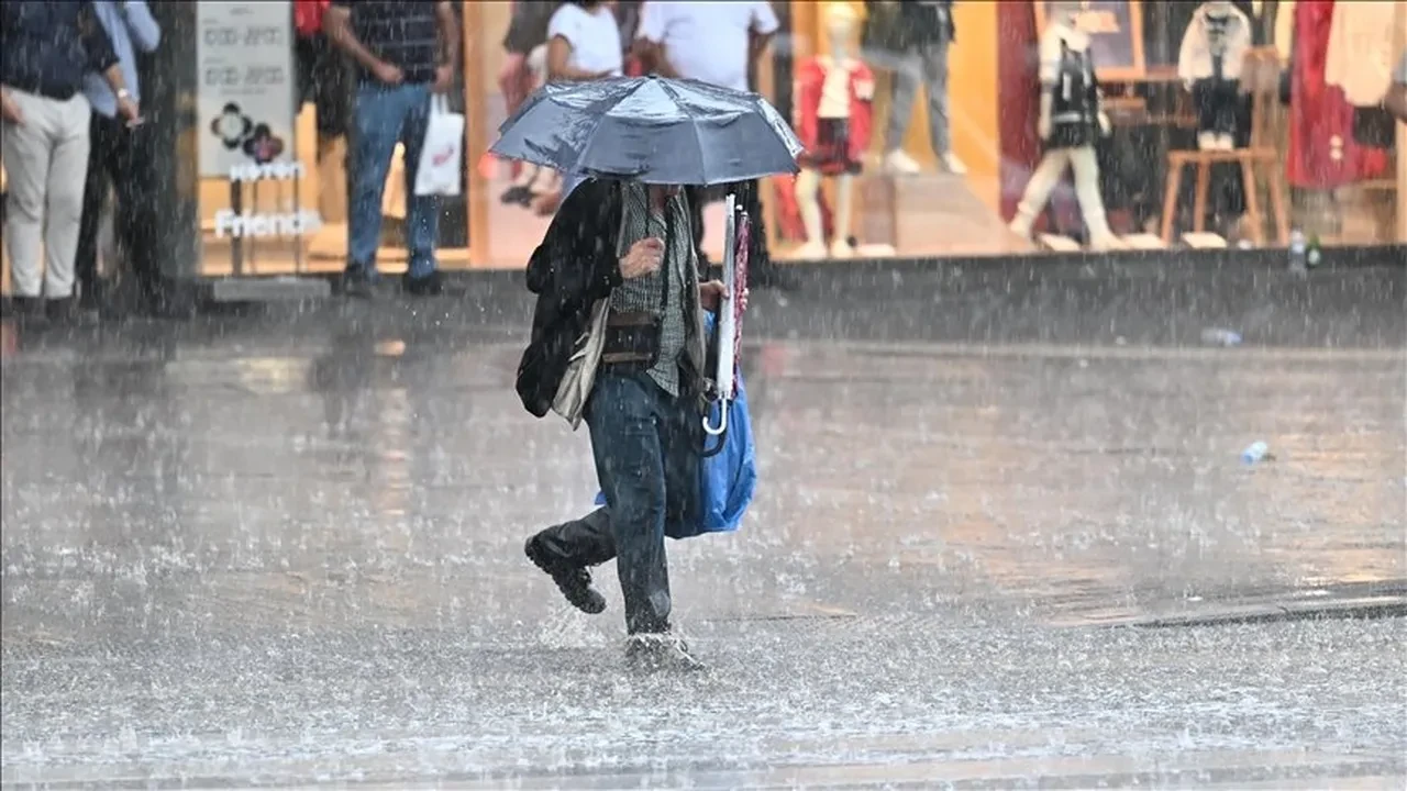 13 Ekim 2026 hava durumu | Meteoroloji’den çok sayıda il için uyarı: Hem kuvvetli yağış, hem toz taşınımı yaşanacak