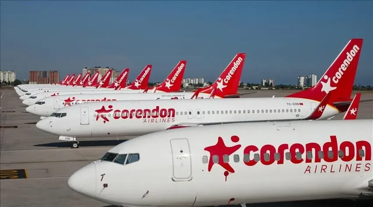 Almanya'ya giden yolcu uçağında 'kaçırılma kodu' verildi! Sebebi ortaya çıktı