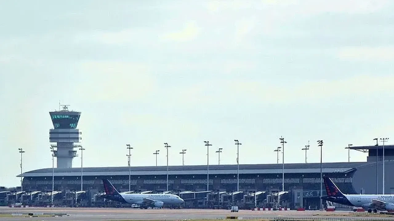 Almanya'ya giden yolcu uçağında 'kaçırılma kodu' verildi! Sebebi ortaya çıktı