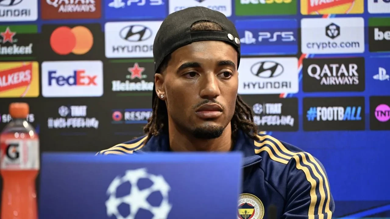 Archie Brown, Aston Villa maçı öncesinde iddialı konuştu! "3 puan için buradayım"