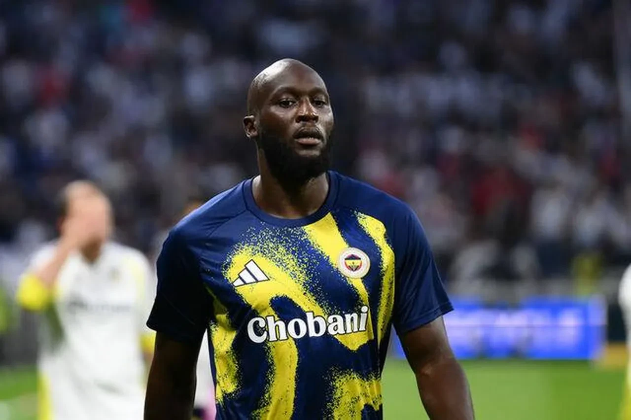 Fenerbahçe'de Aston Villa maçı öncesi sakatlık şoku! Yıldız golcü son antrenmana çıkamadı