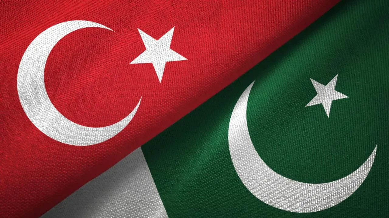 Genelkurmay Başkanı Orgeneral Bayraktaroğlu, Pakistanlı mevkidaşı Munir ile telefonda görüştü