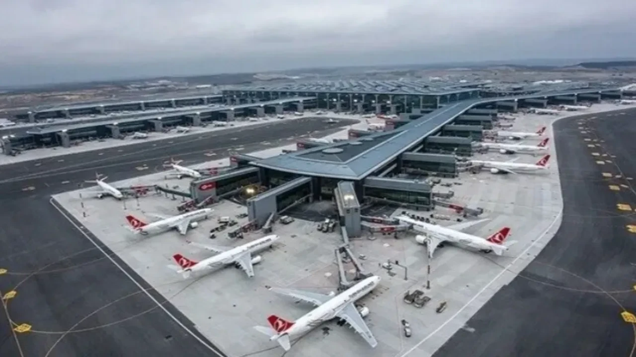 Riyad'a uçuşlar durduruldu: İstanbul Havalimanı'nda peş peşe iptaller
