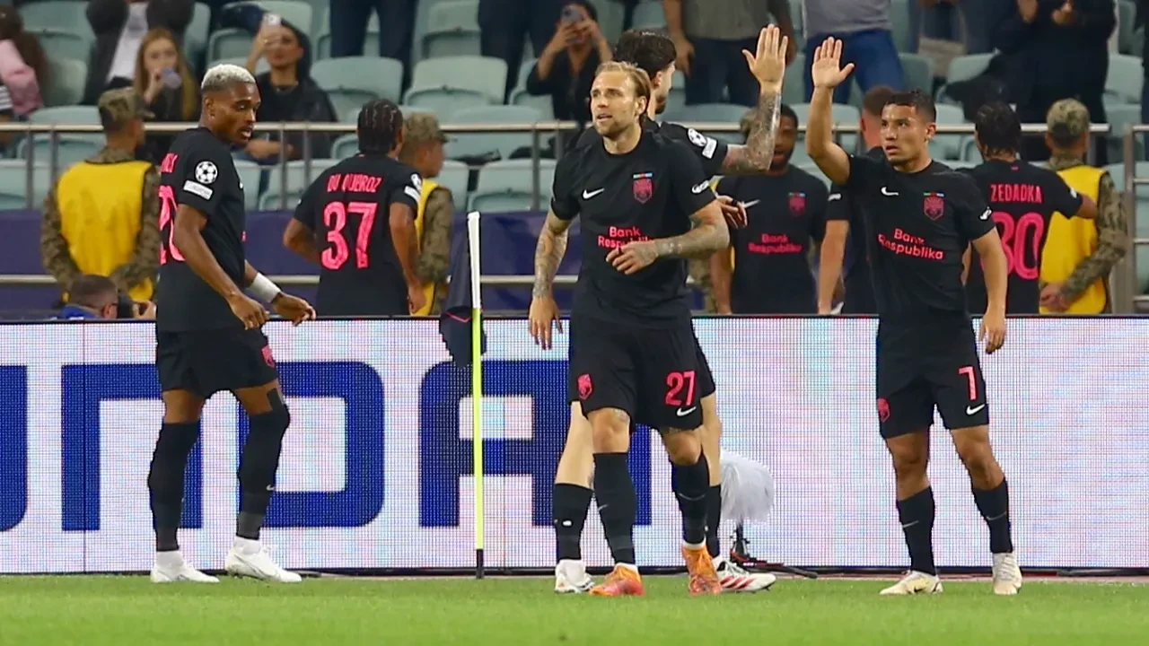 /spor/sabahtan-sampiyonlar-liginde-tarihi-zafer-azerbaycan-ekibi-slavia-pragi-devirdi-3365070