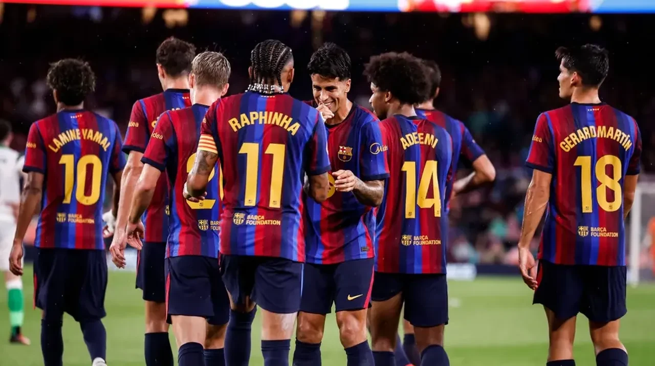 Şampiyonlar Ligi'nde dev gece: Galatasaray Barcelona karşısında tarih yazmak istiyor! İşte muhtemel 11’ler