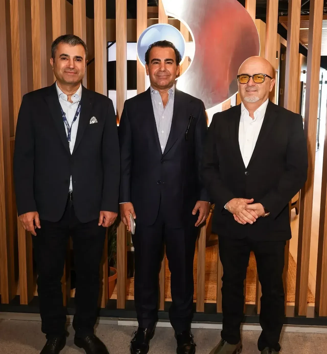 Türk dizileri MIPCOM'da dünya ile buluşuyor, Türkiye'nin uluslararası pazardaki gücünü artırıyor