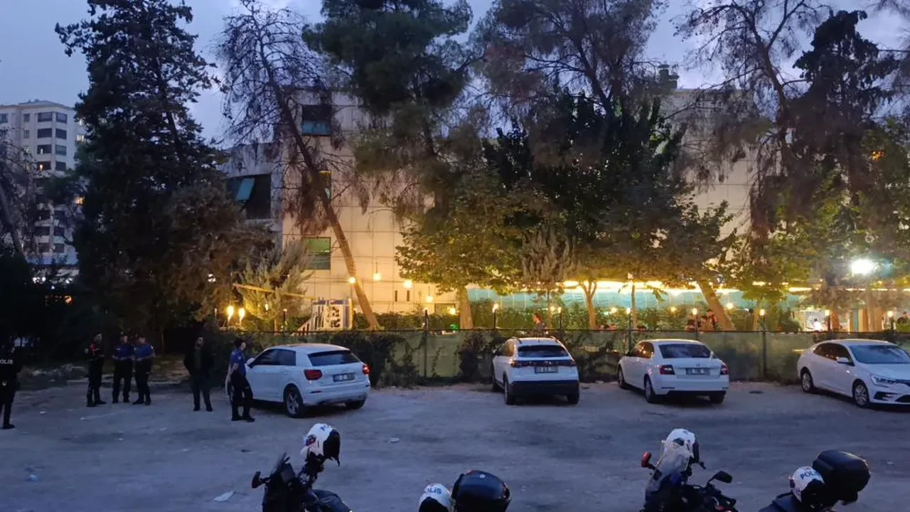 Yakalanmamak için polisle çatışan firari şüpheli intihar etti