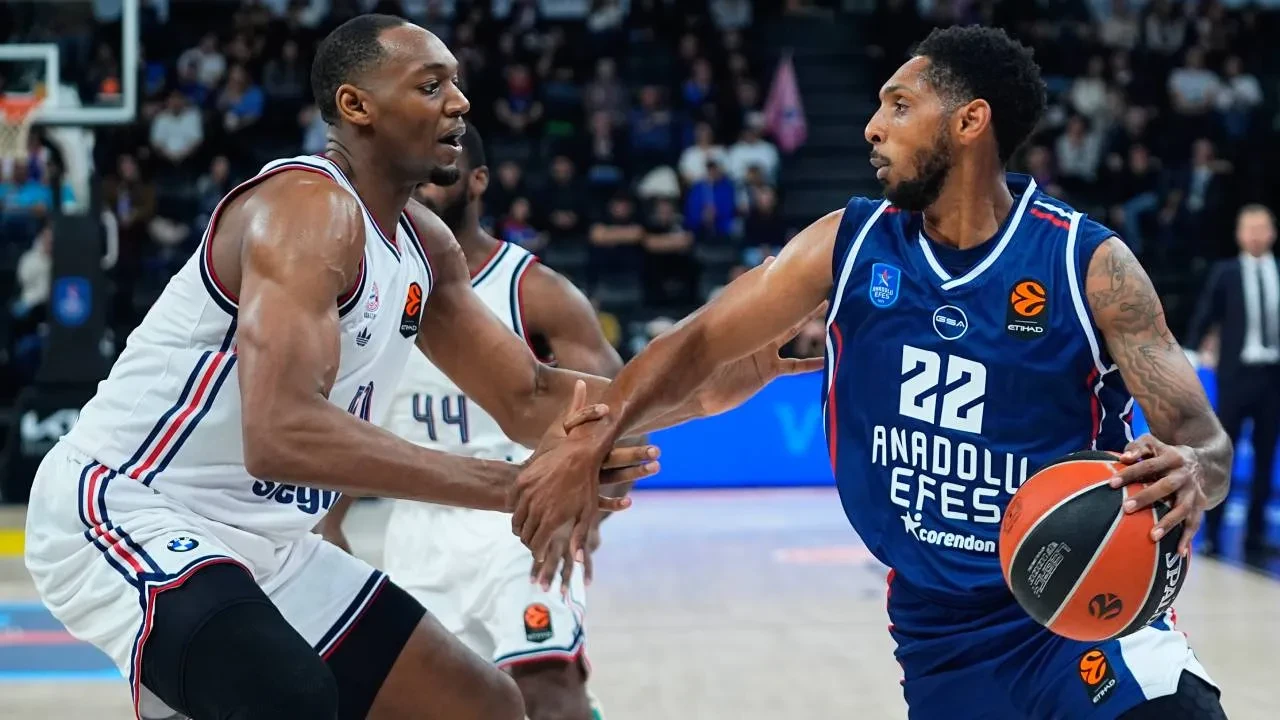 Anadolu Efes, Bayern Münih'e mağlup oldu! Lacivert-beyazlılardan üst üste 3. yenilgi