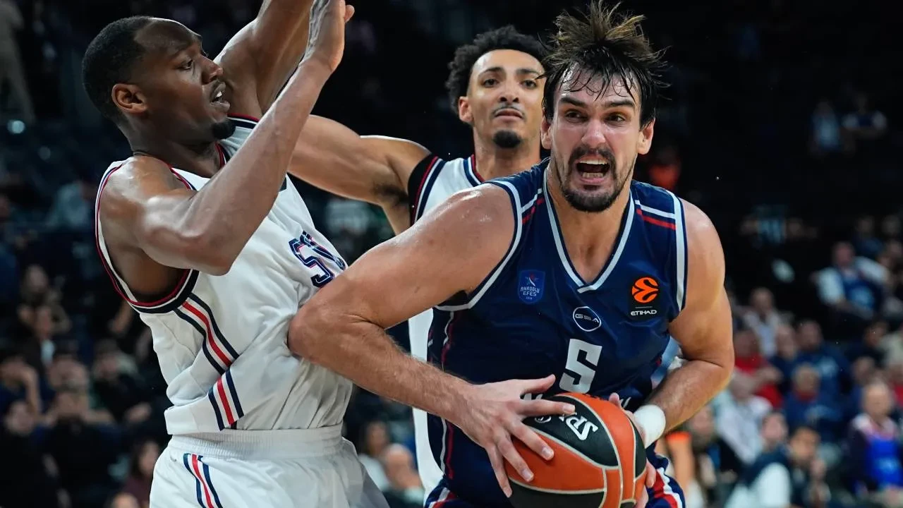 Anadolu Efes, Bayern Münih'e mağlup oldu! Lacivert-beyazlılardan üst üste 3. yenilgi