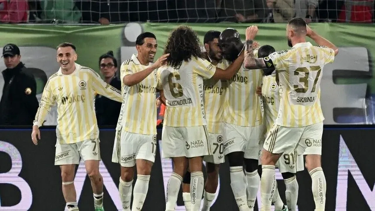 Aston Villa Fenerbahçe maç kadrosu, muhtemel 11! Kadroda kimler oynayacak?
