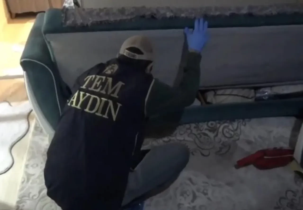 Aydında eş zamanlı terör operasyonu: 3 şüpheli yakalandı, 2'si tutuklandı