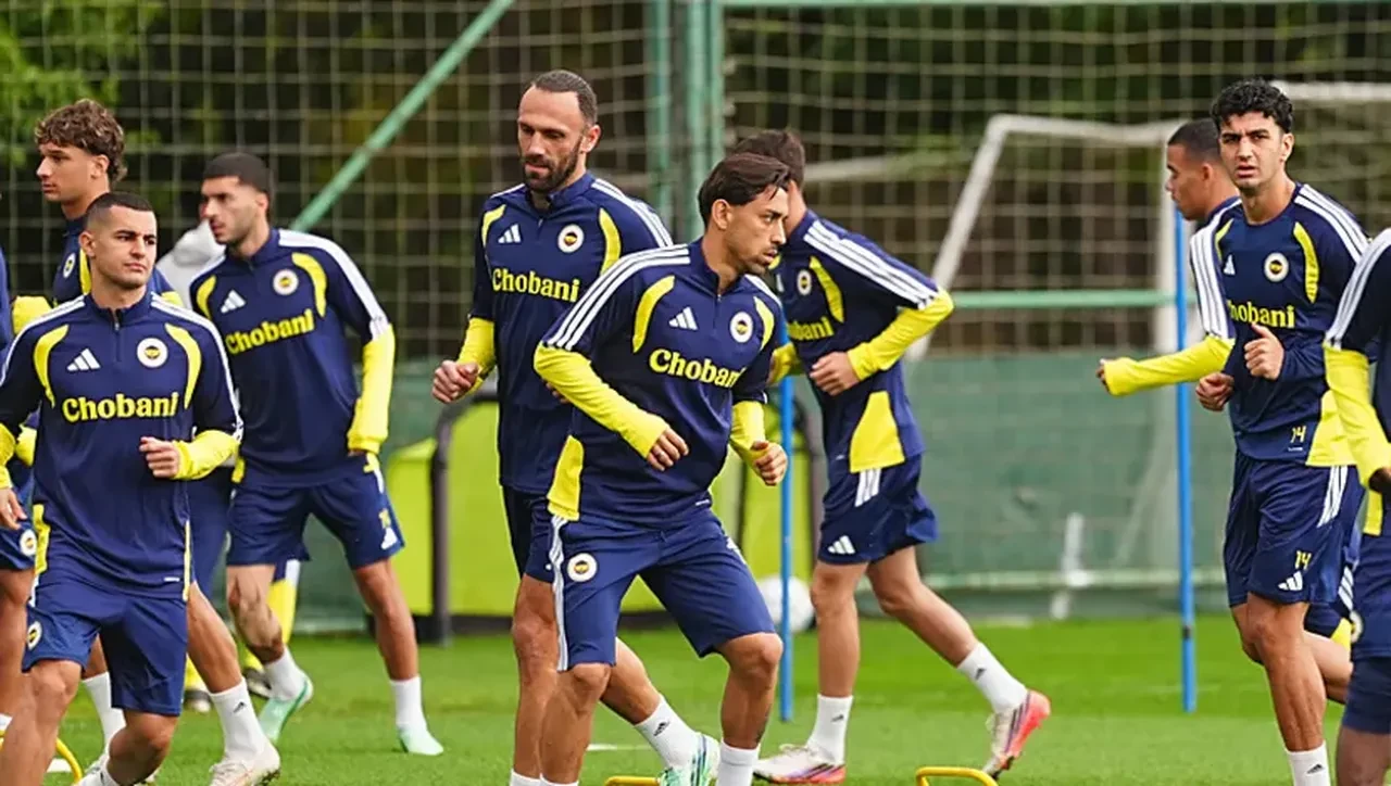 Fenerbahçe Aston Villa deplasmanında 3 puanın peşinde! İşte dev maçın muhtemel 11'leri