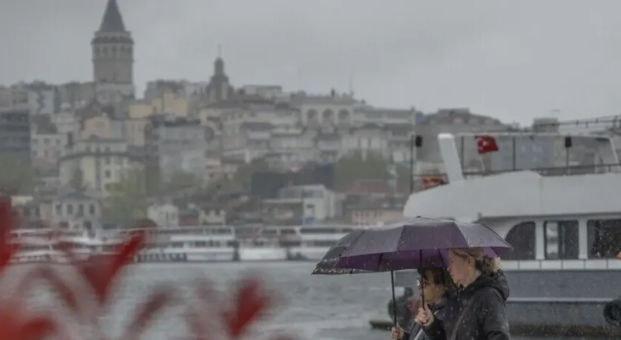 İstanbul’da akşam saatlerine dikkat! Meteoroloji uzmanı saat verdi: Sağanak, sel ve su baskını riski