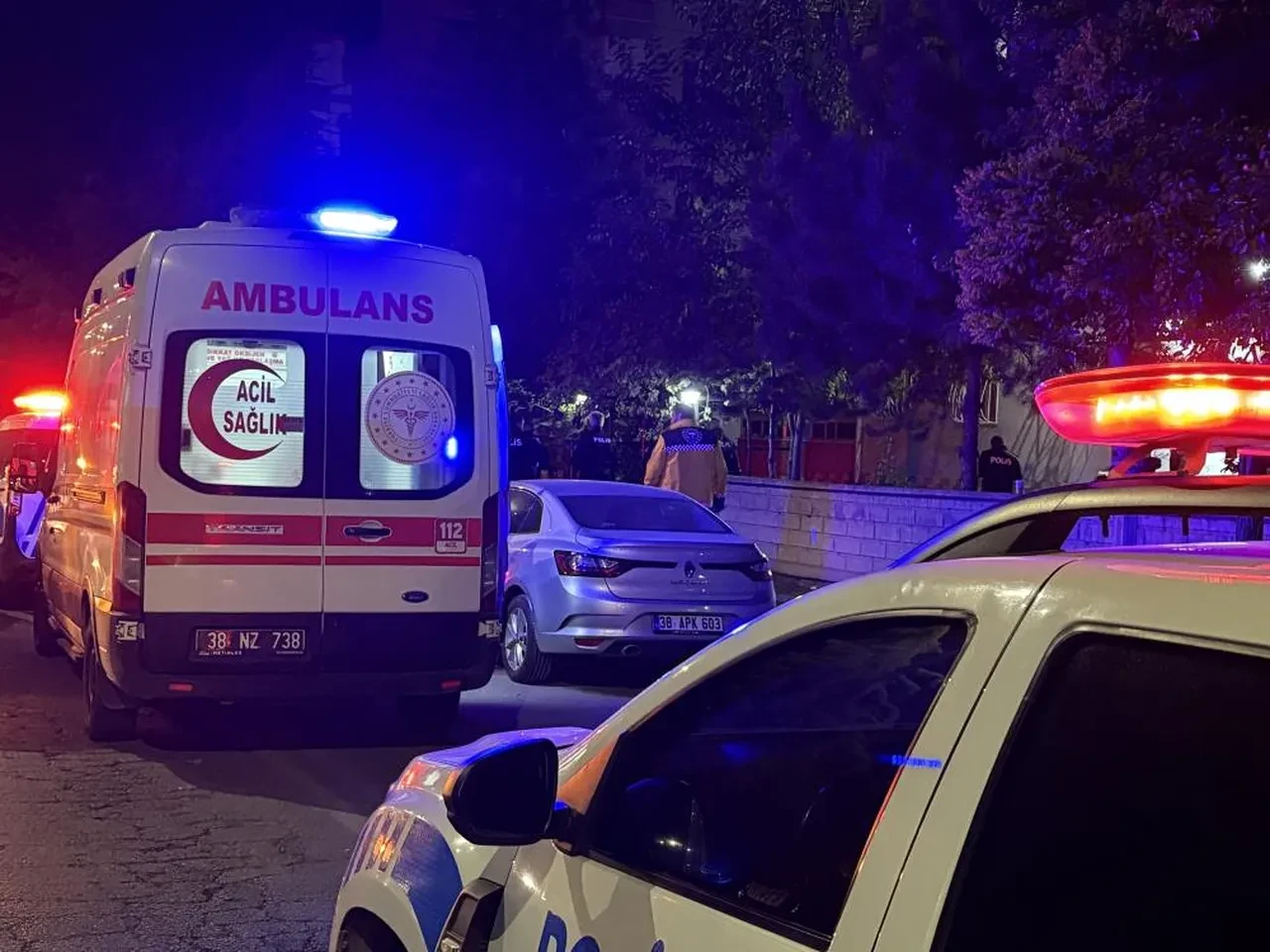 Kayseri’de dehşet! Babasını öldürüp intihara kalkıştı