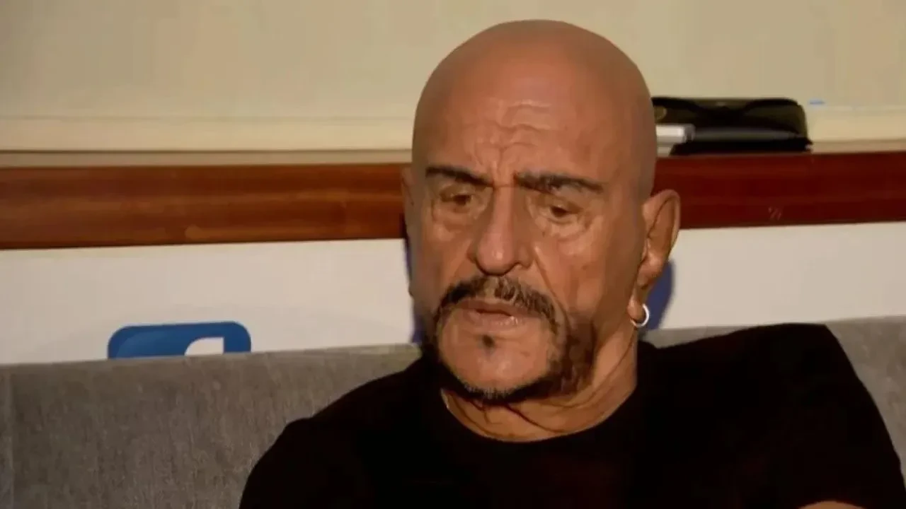 Şarkıcı Alpay'ın eşi var mı? Şarkıcı Alpay'ın çocukları var mı?