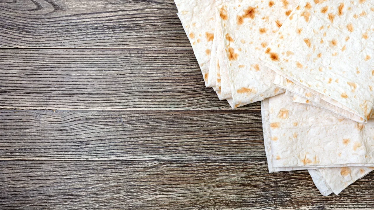 Urfa usulü incecik lavaş! Sabah kahvaltısına mis gibi lezzet