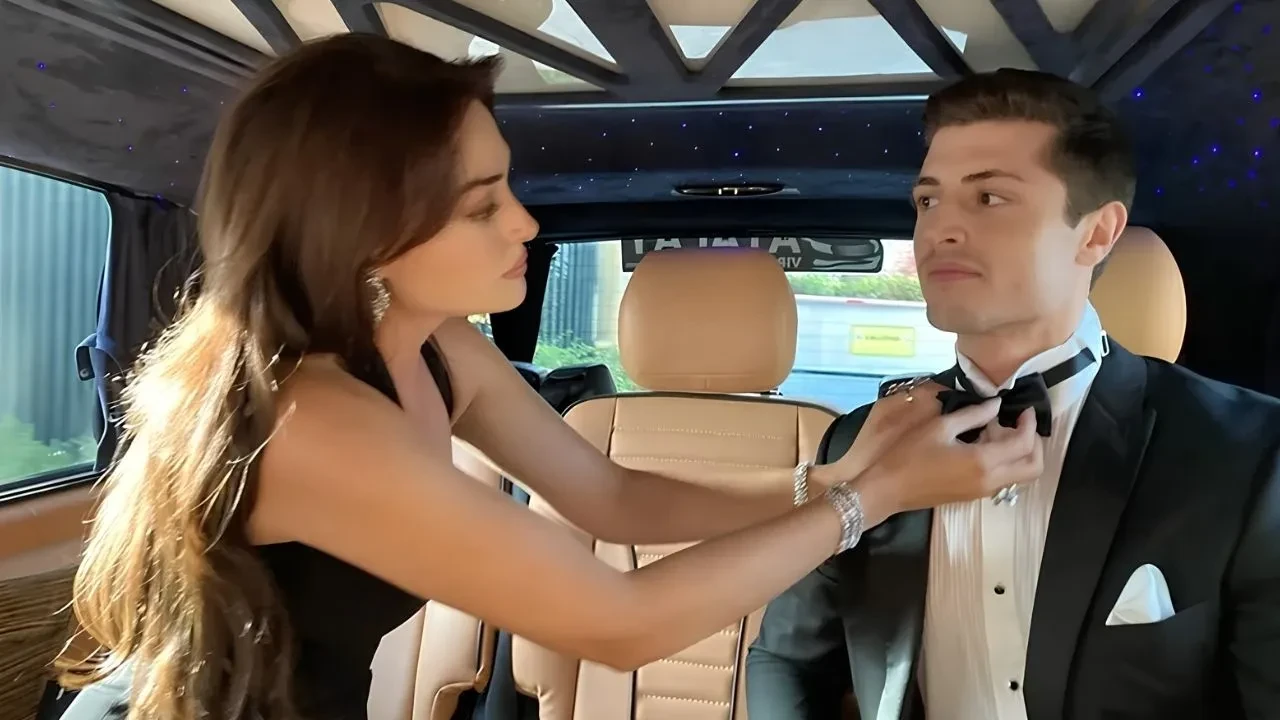 Esra Bilgiç’in kardeşini görenler şaşırdı! Ali Bilgiç ile benzerlikleri gündem oldu