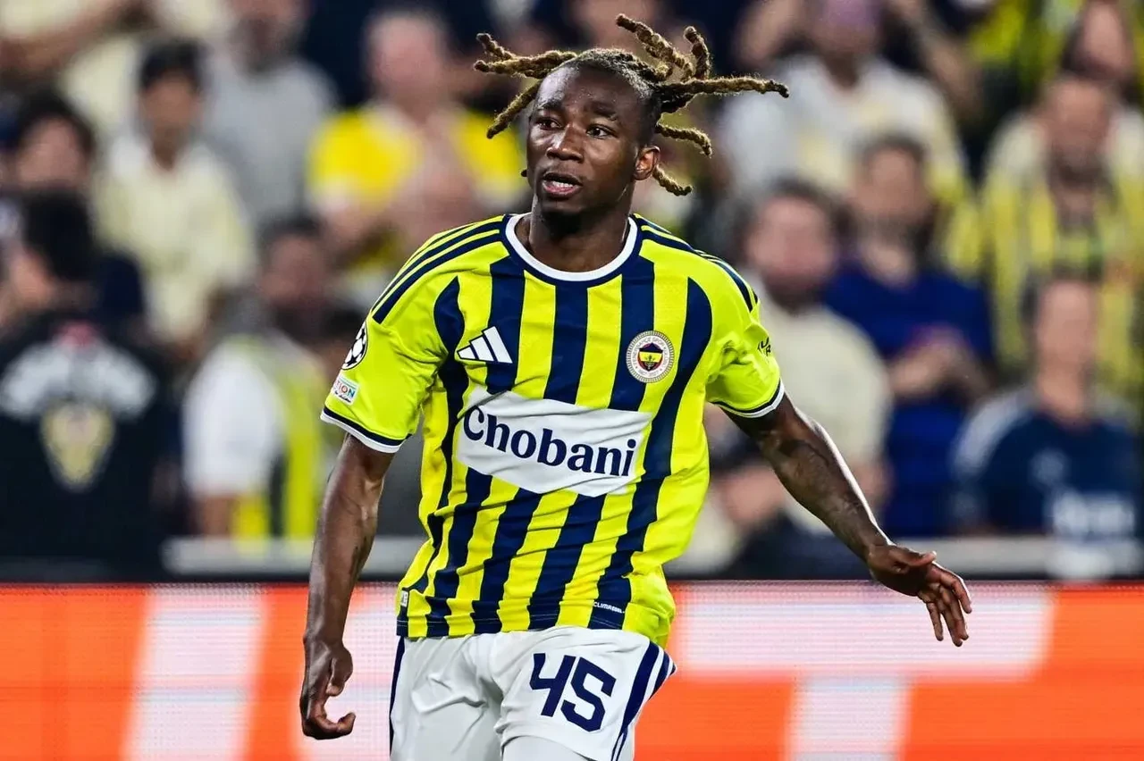 Fenerbahçe'de şok ayrılık kararı! Yıldız isim valizleri topluyor: Devre arasında gidiyor