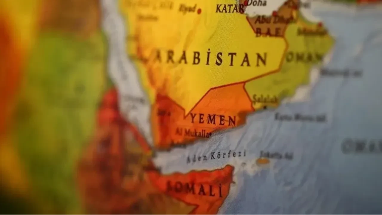 Husiler Yemen’deki Başkanlık Sarayı’nı hedef aldı: 2 ölü