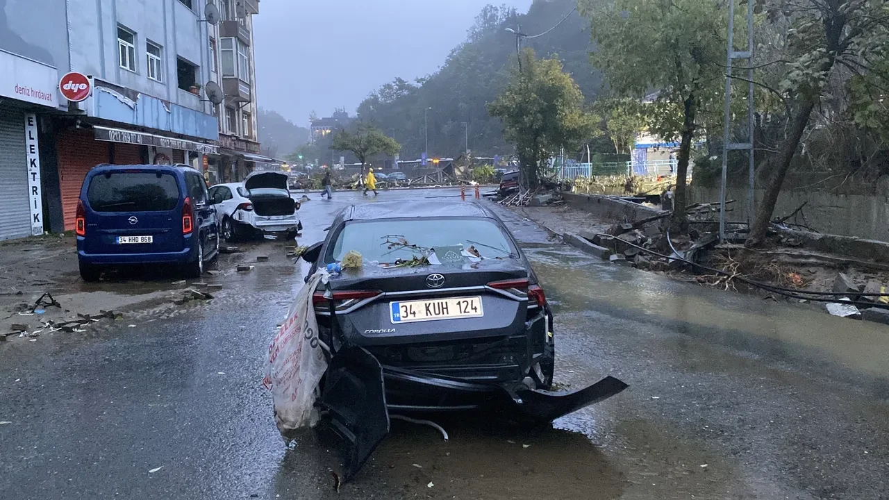 İstanbul’da sel felaketinin ardından uzman isim uyardı: Toprak suya doydu, asıl tehlike şimdi başlıyor