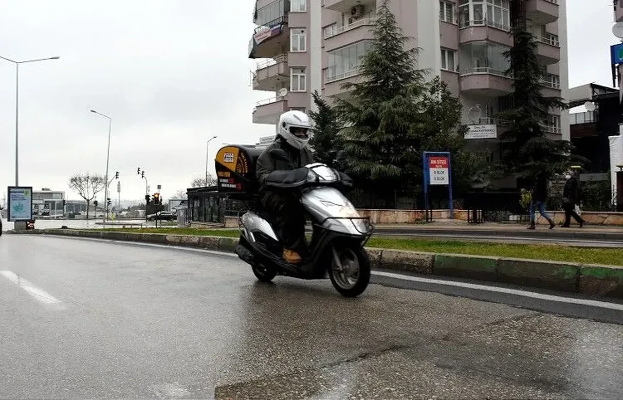 Kurye yasağı kalktı mı, devam ediyor mu? İstanbul Valiliği açıkladı