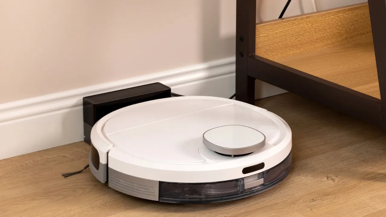 Robot süpürge, elektrikli araç suikast silahı mı? Siber güvenlik uzmanından çarpıcı uyarı