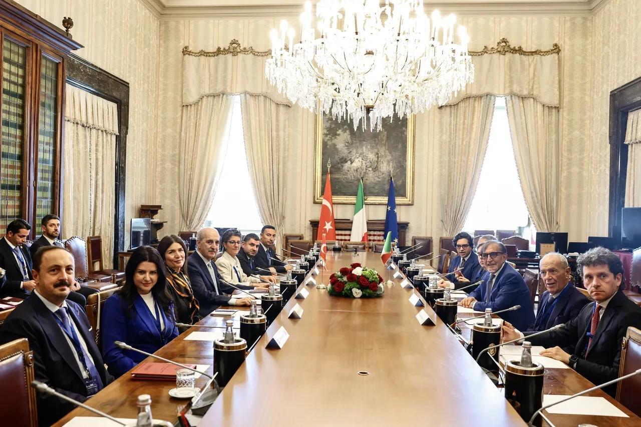 TBMM Başkanı Kurtulmuş, Roma’da, İtalya senatosu başkanı La Russa ile görüştü