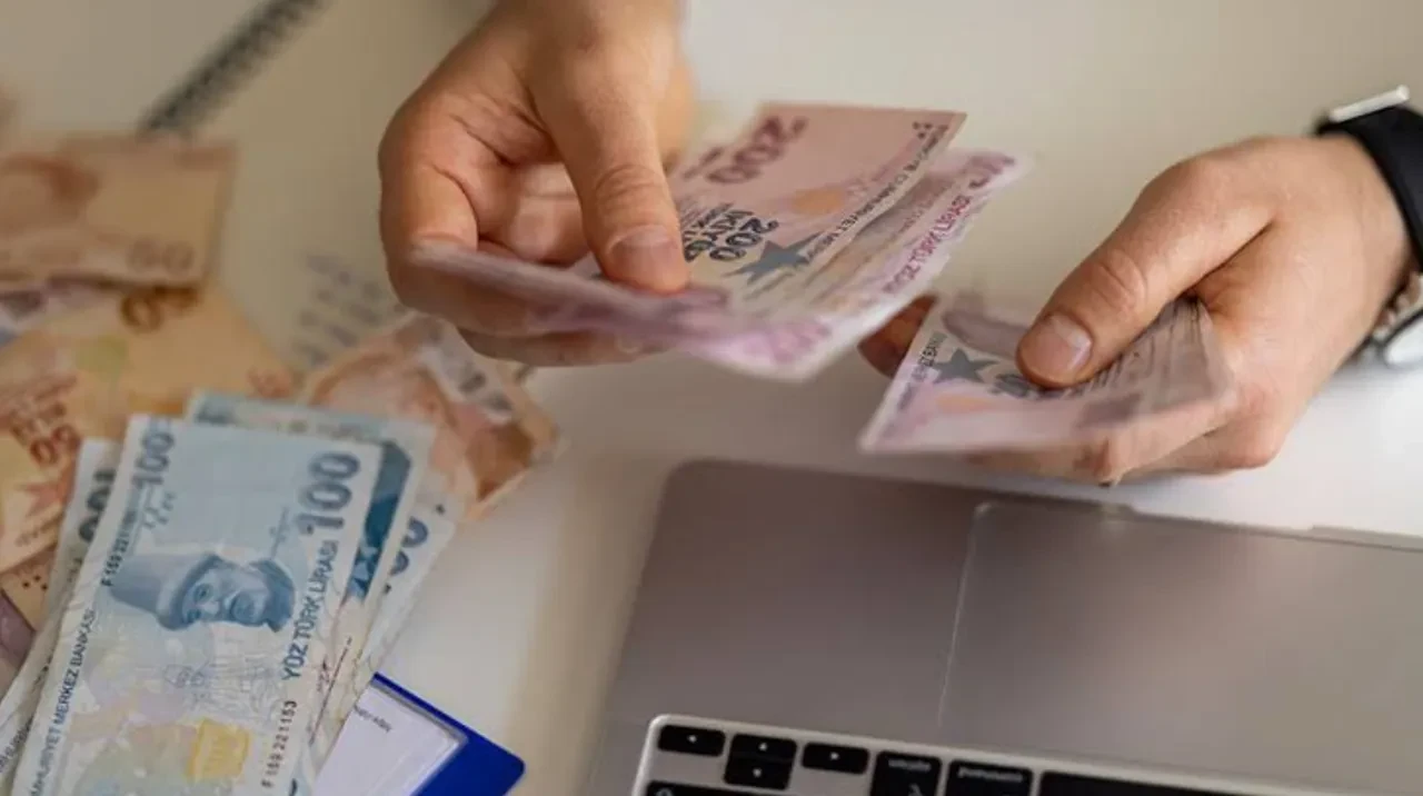 2027 Bütçe Kanunu Teklifi açıklandı: Memurların saatlik fazla mesai ücretleri yükseldi